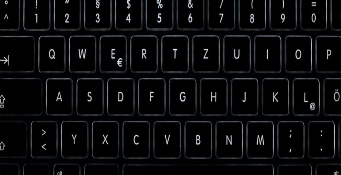 Derramei líquido no teclado do notebook, o que fazer agora? - Fonte: Canva