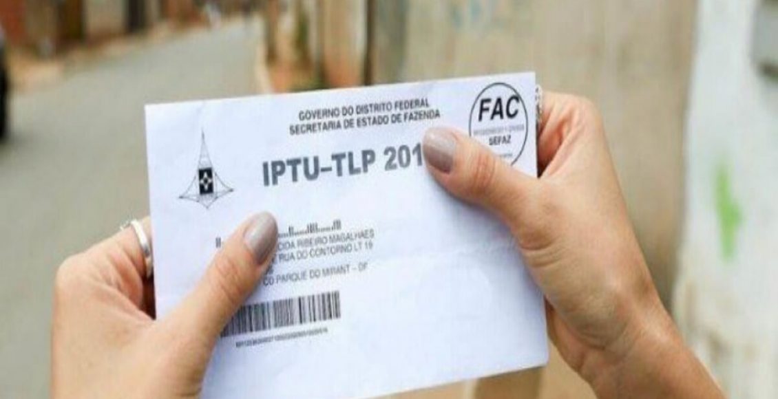 IPTU 2022: a emissão de nota fiscal pode garantir descontos. Fonte: Canva