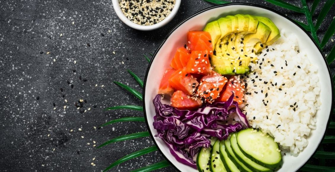 Poke de Salmão - Reprodução Canva