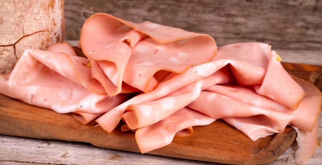 Aprenda a fazer mortadela receita caseira, simples e que gasta pouco - Reprodução Canva