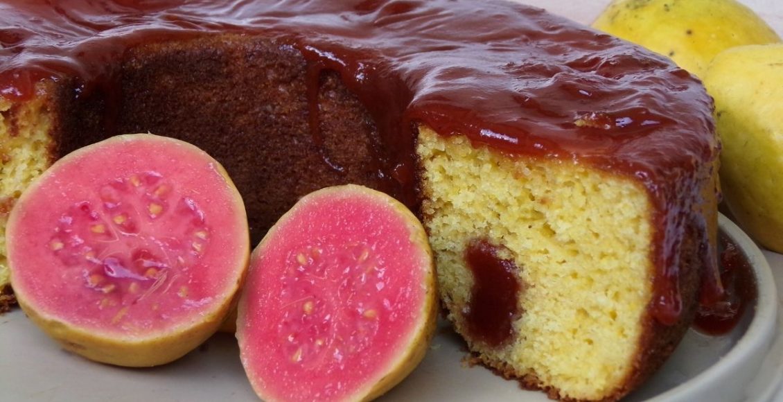 Bolo de fubá com goiabada descubra essa receita gostosa e fácil de fazer - reprodução Canva