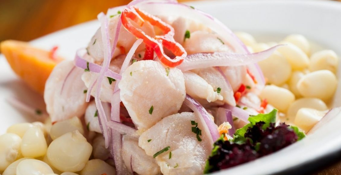 Ceviche receita leve e refrescante de peixe marinado no limão - Reprodução Canva