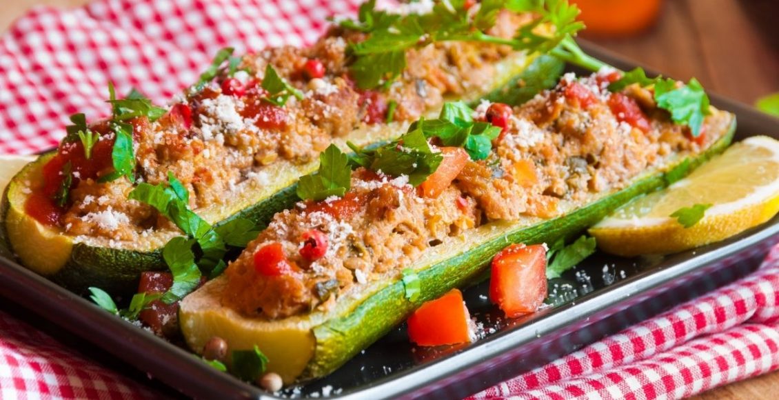 Aprenda a fazer abobrinha recheada agora mesmo - reprodução: Canva