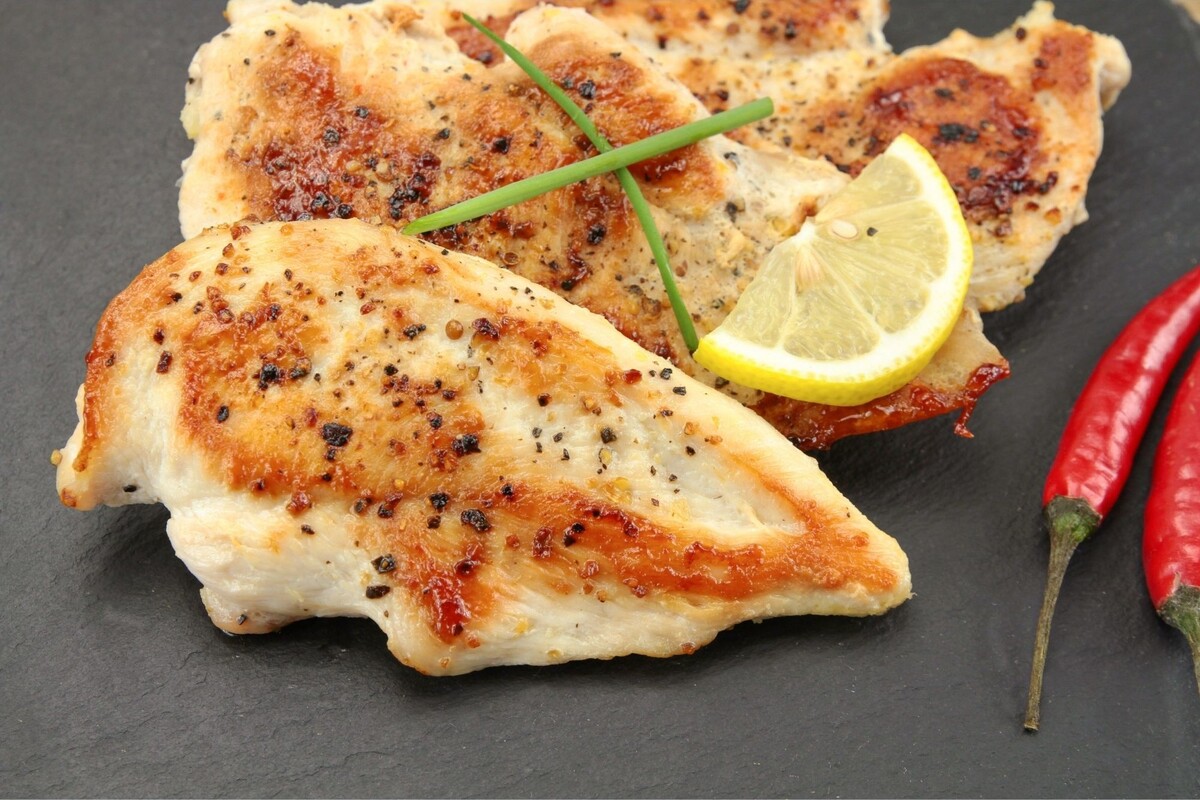 Filé de frango no air fryer: acompanhe uma receita fácil para preparar esse acompanhamento delicioso - Fonte Canva