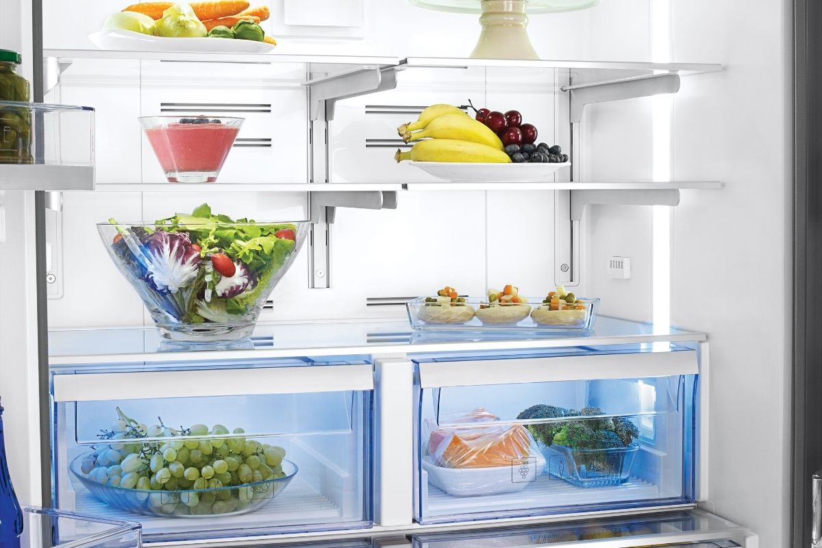 Como manter a geladeira organizada e cheirosa de forma prática — Reprodução do Canva.