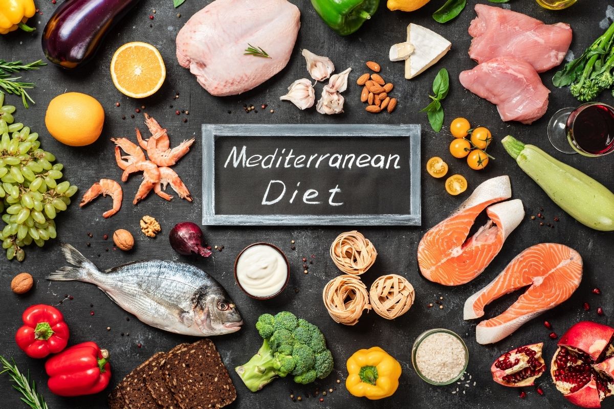 Nutricionista ensina o que é a dieta do mediterrâneo e se funciona mesmo - By canva