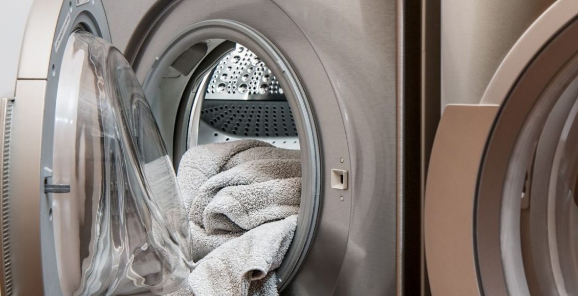 Remover manchas - reprodução Canva