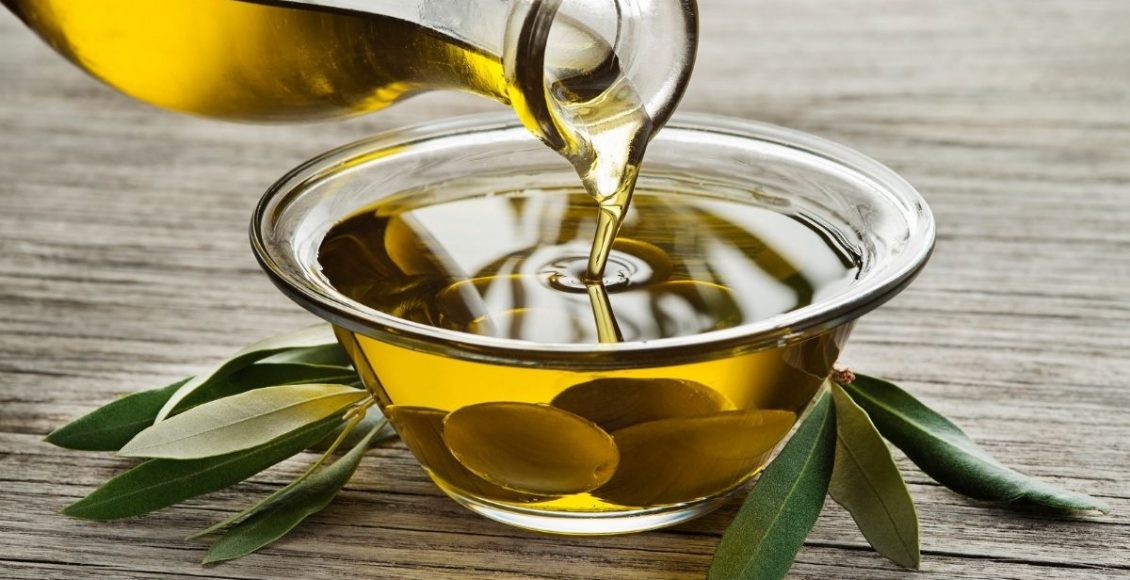 Umectação com azeite - reprodução Canva