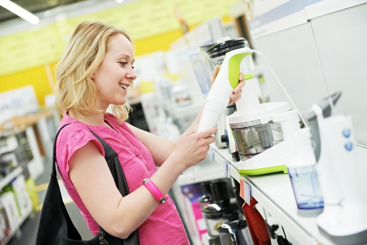 Veja aqui, o jeito certo e fácil de limpar seus eletrodomésticos. Reprodução: canva