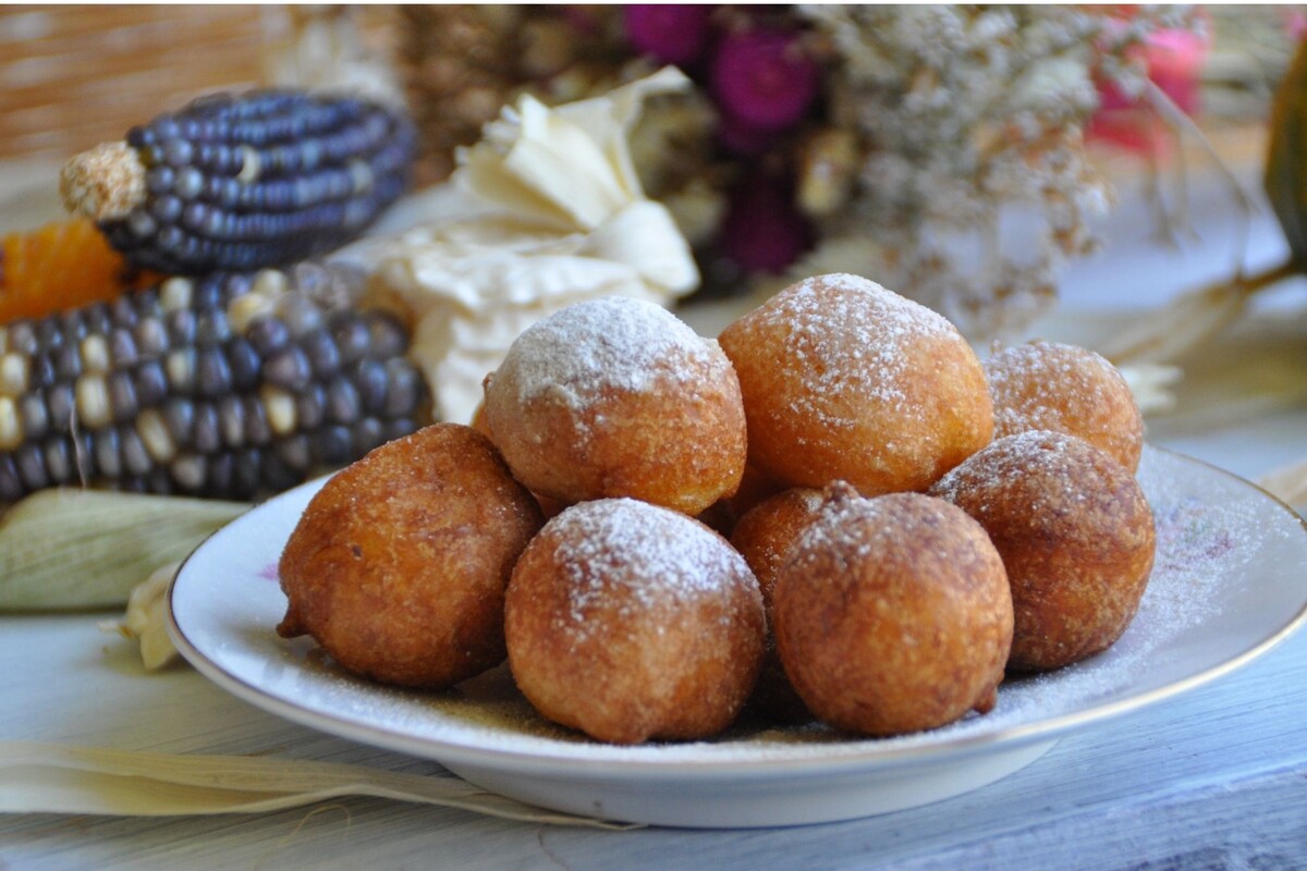 Bolinho de chuva na air fryer: acompanhe uma receita exclusiva desse prato saboroso - Fonte Canva