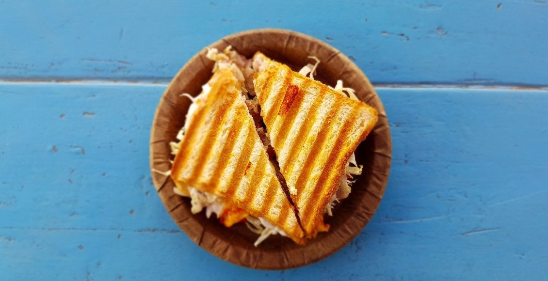 Aprenda a limpar a sanduicheira sem arranhar com essa técnica que está bombando na internet - Pixabay