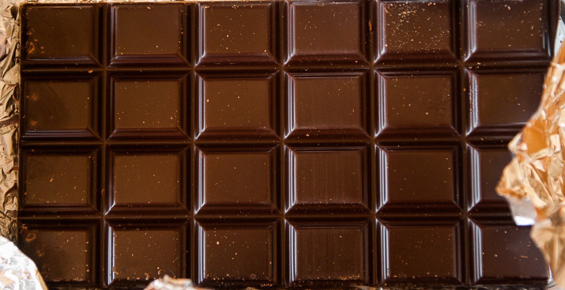 Posso fazer ovo de páscoa com barra de chocolate? Quais usar? Confira -Pixabay