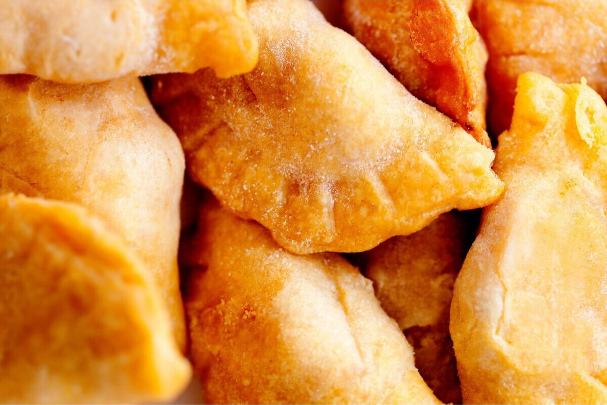 Pastel no air fryer: veja como fazer esse lanche delicioso de forma simples e sem precisar de óleo - Fonte Canva