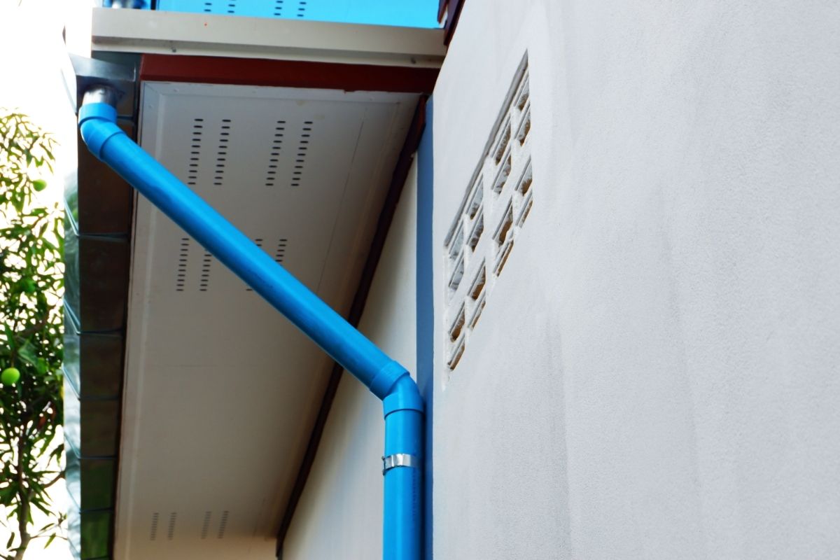 Como fazer calha com cano PVC Veja agora e economize dinheiro - Reprodução Canva (1)