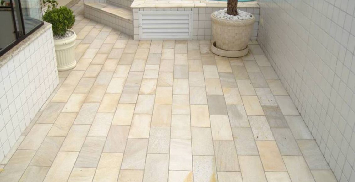 Manchas de água no chão de madeira: Veja dicas de como acabar com isso em poucos minutos - Fnte: Pixabay