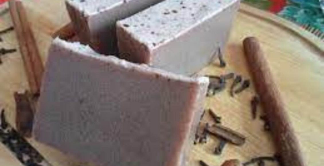 Sabonete artesanal de cravo em pó: veja receita para fazer o esfoliante em casa - Fonte: Pixabay