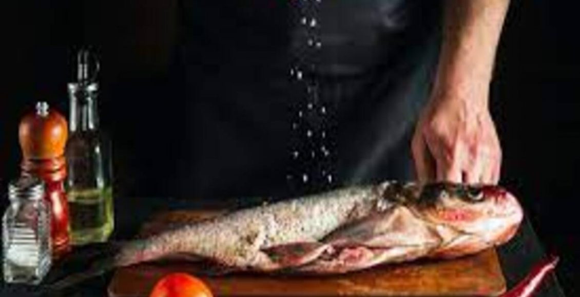 Como tirar cheiro de peixe da cozinha e mãos? Veja dicas super fáceis com coisas que tem em casa - Fonte: Pixabay