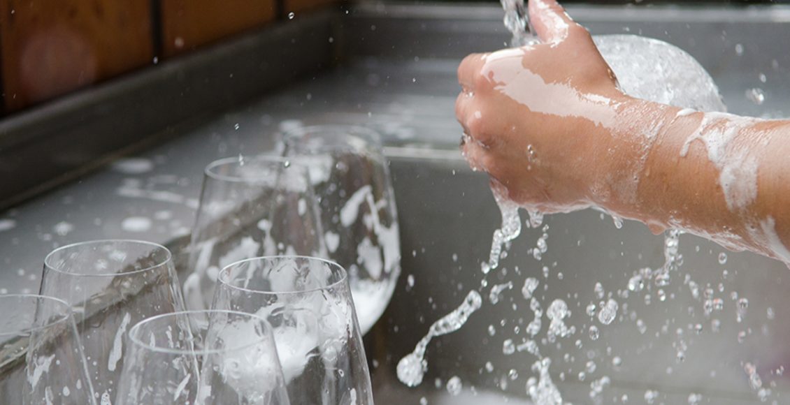 Como lavar taça de cristal sem correr o risco de quebrar? As técnicas mais avançadas e fáceis do mundo - Fonte: Pixabay