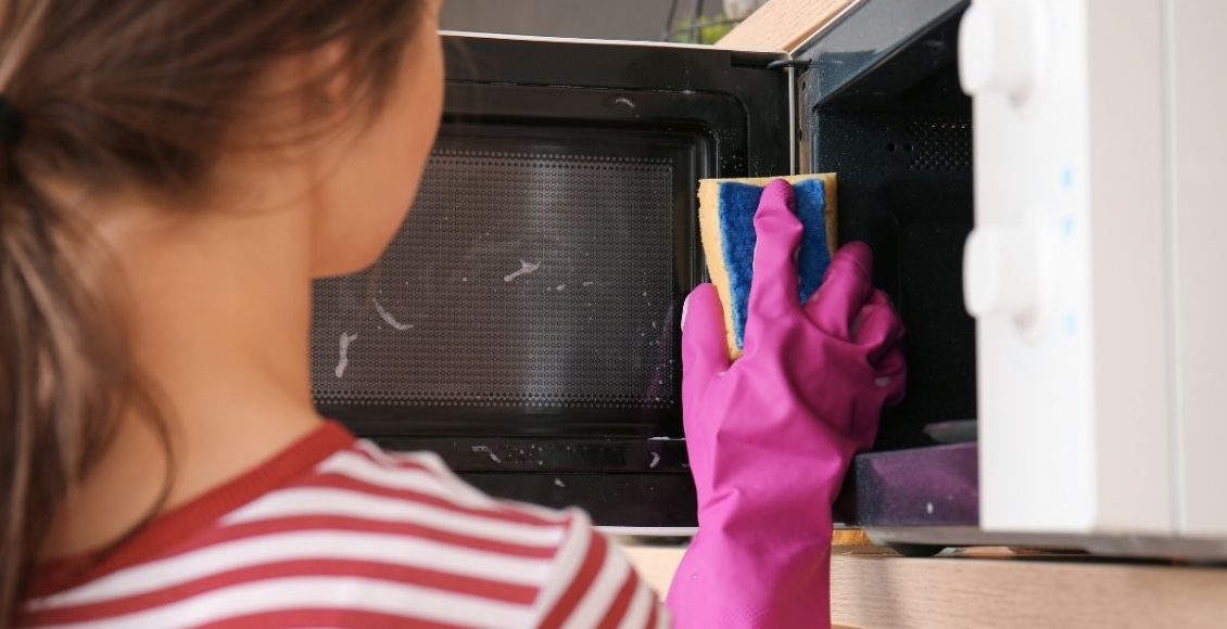 limpar micro-ondas com limão,