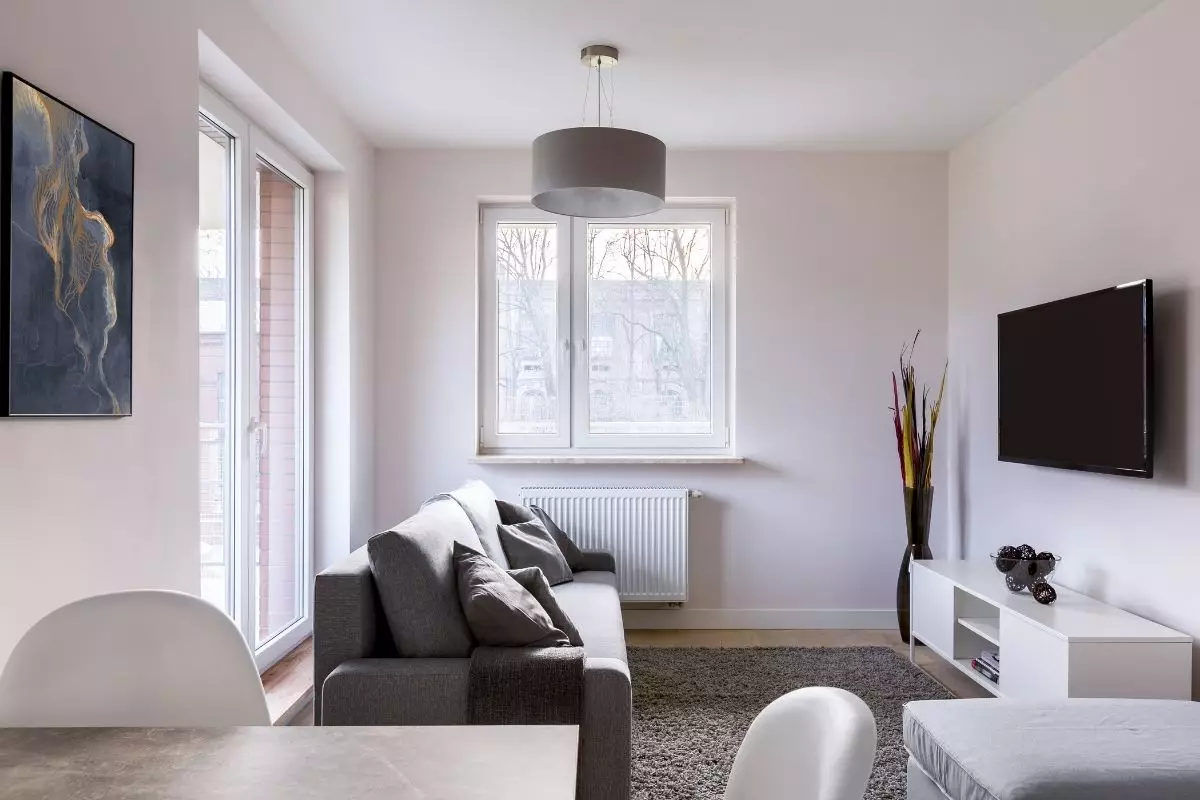 Pouco espaço em casa - Reprodução Canva