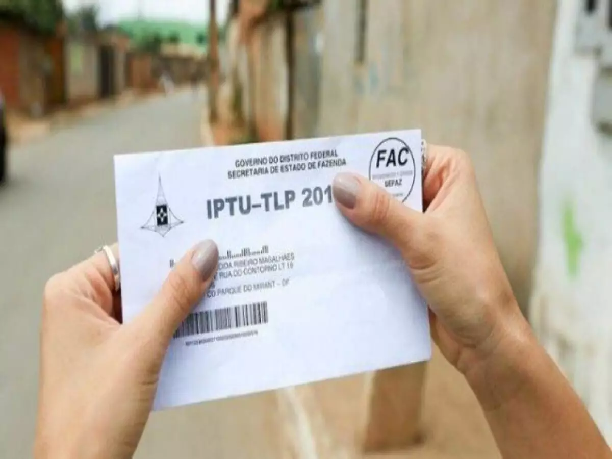 IPTU 2022: a emissão de nota fiscal pode garantir descontos. Fonte: Canva