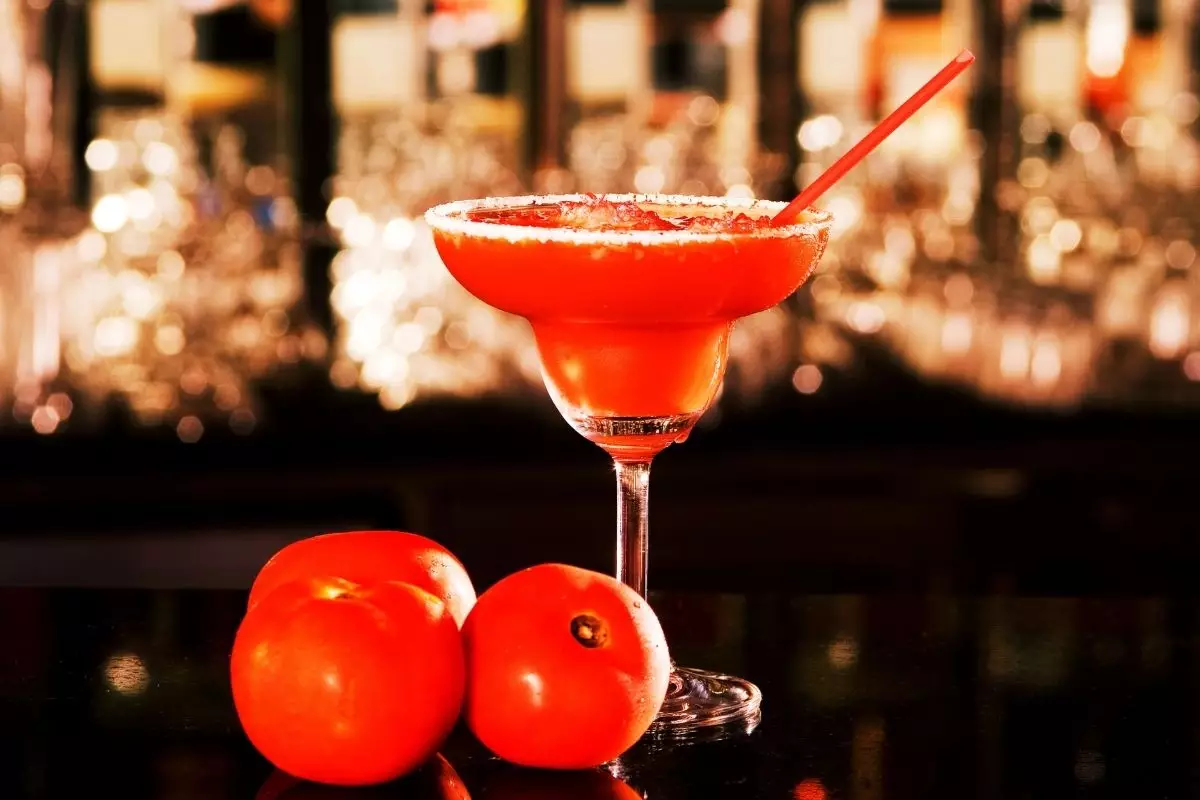 Férias! Receita de Blood Mary para servir seus convidados nas festas de começo de ano - Reprodução Canva (2)