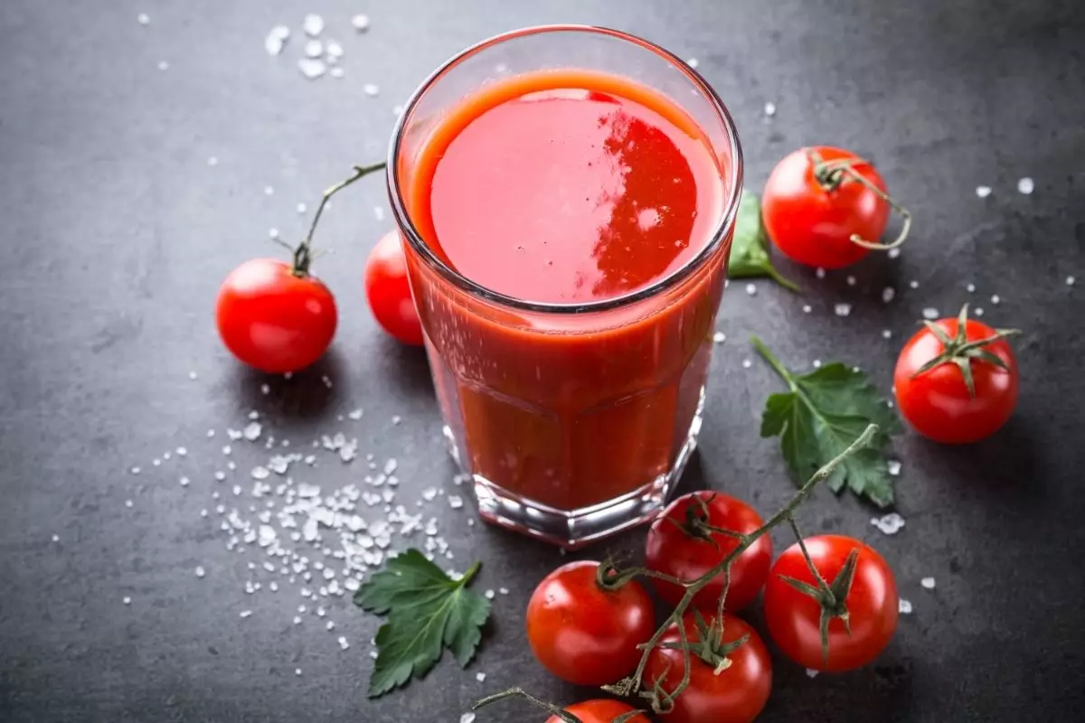 Receita de suco de tomate cru; aprenda a fazer e conheça os benefícios - Reprodução Canva