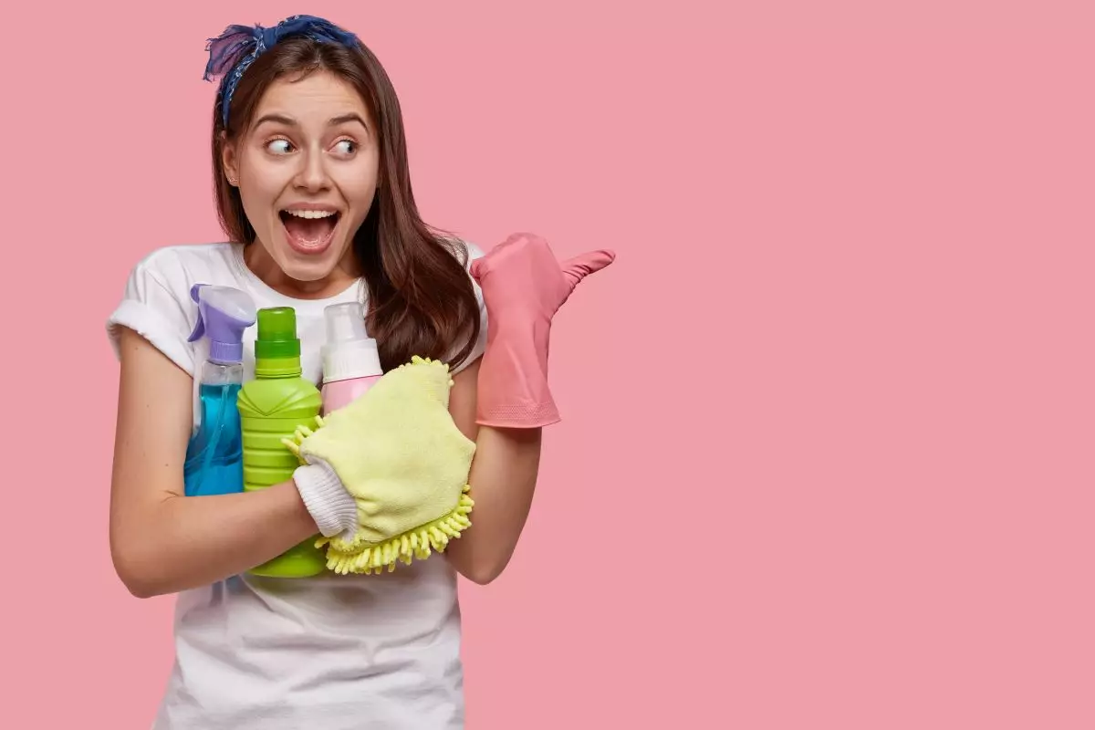 Saiba como facilitar a limpeza da sua casa; 3 dicas simples que podem te ajudar - Reprodução Freepik.