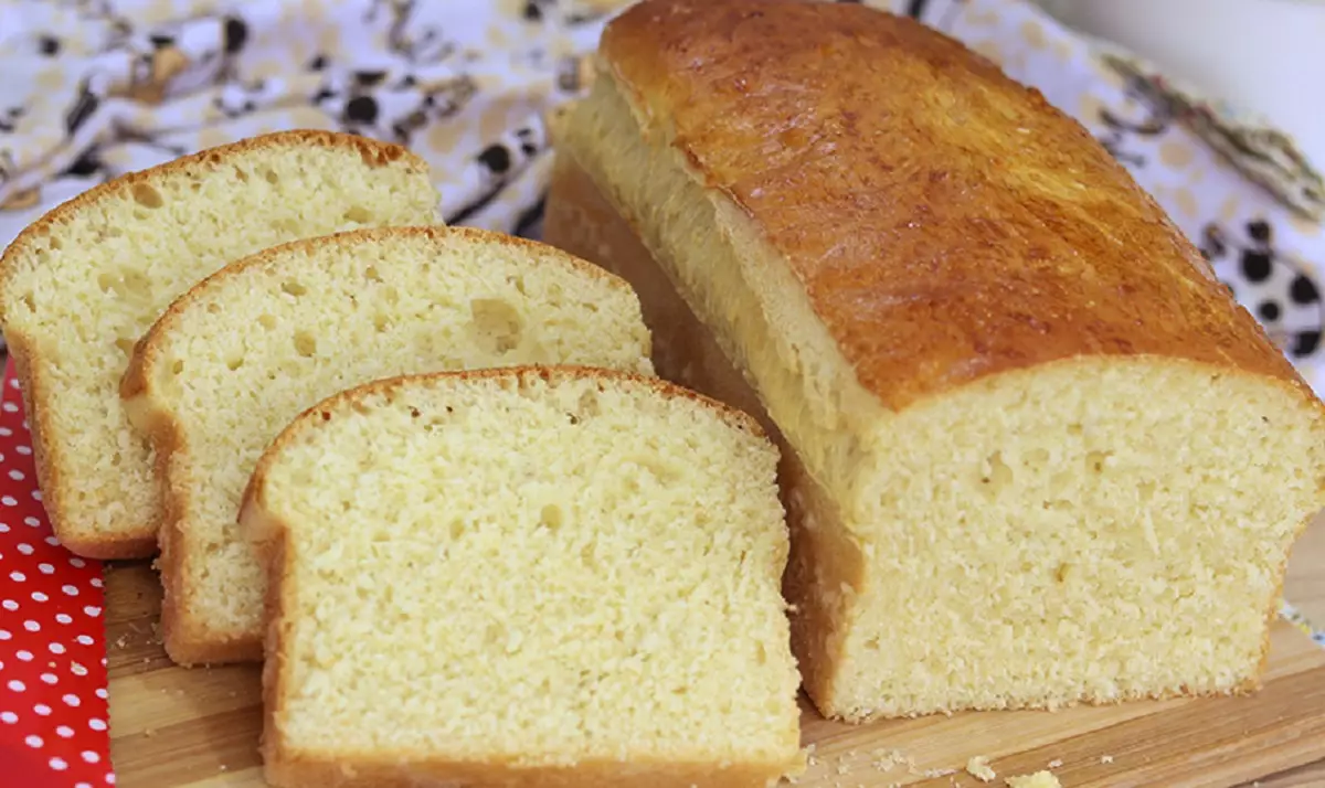 Pão caseiro de liquidificador sem sovar (Foto: Canva)