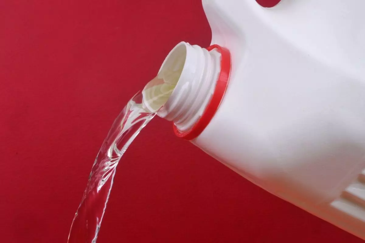 Água sanitária - Reprodução Canva