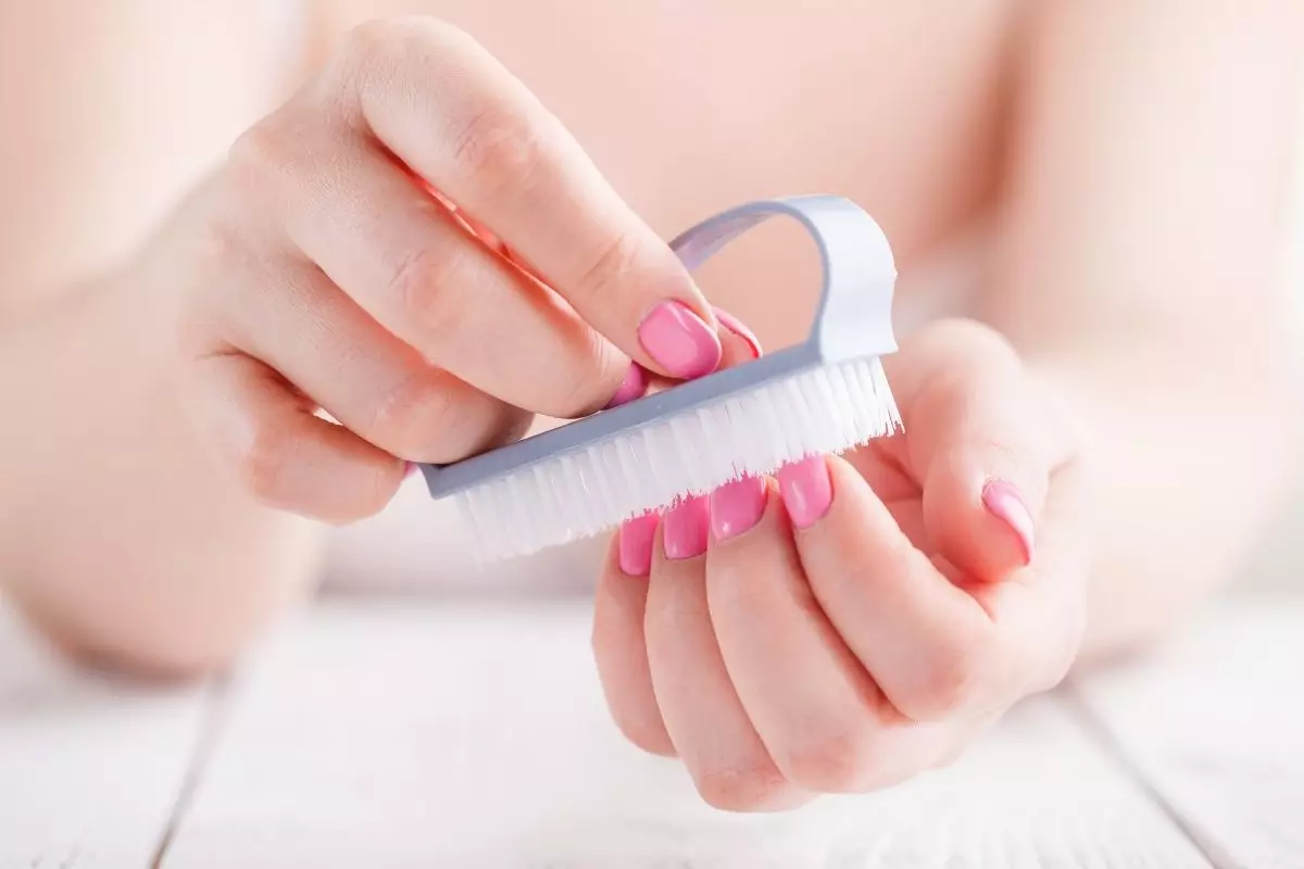 Cuidar das unhas em casa - reprodução: Canva