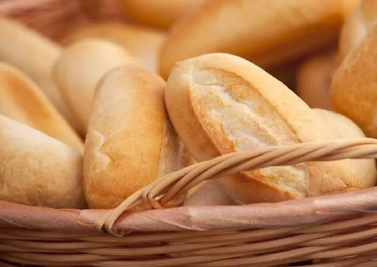 Pão francês caseiro (Foto: Tudo gostoso)