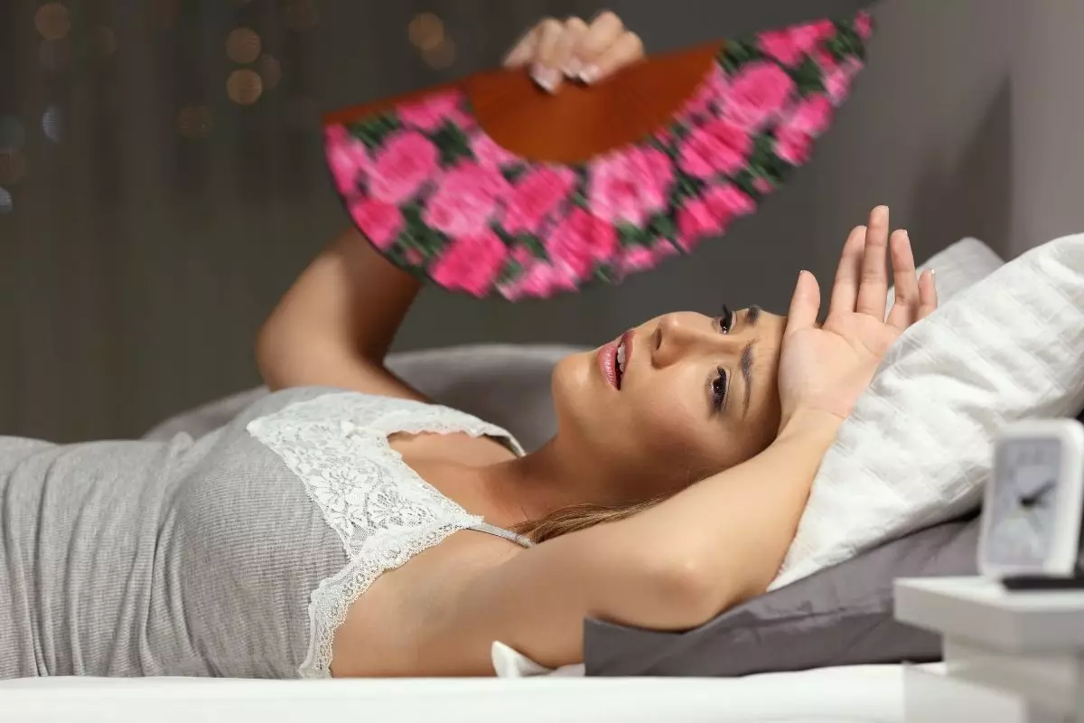 Casa sem ar condicionado o que fazer para se refrescar nessa época - Reprodução Canva