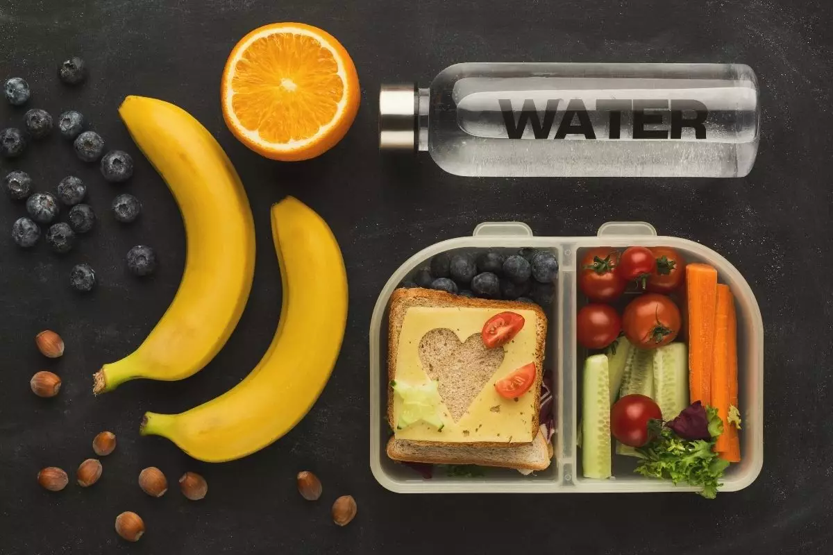 Aprenda 5 opções de lanches saudáveis para a escola; Confira agora - reprodução: Canva