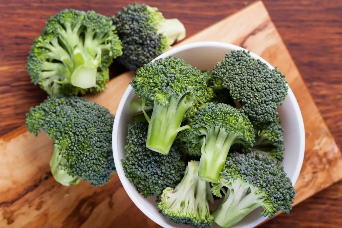 Benefícios do brócolis: aprenda tudo sobre esse alimento; Confira agora - reprodução: Canva
