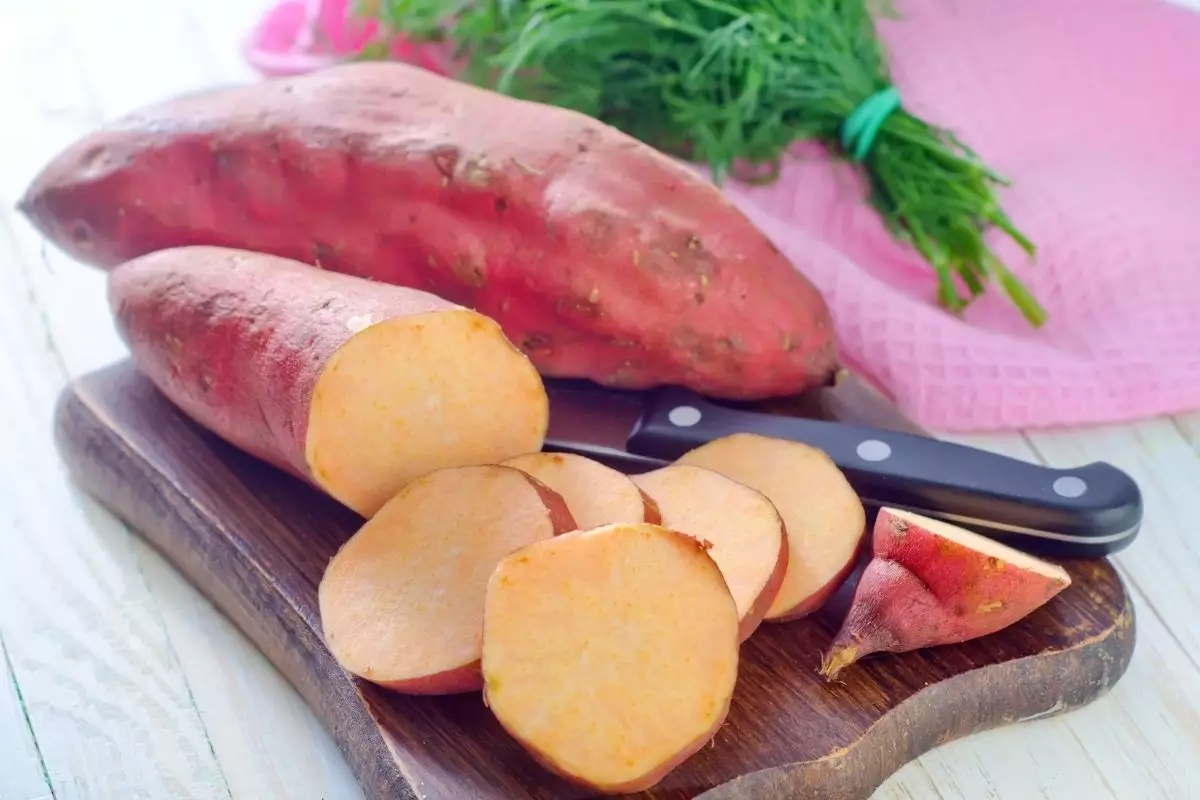 Batata doce: aprenda quais são os benefícios dela para nossa saúde - reprodução: Canva