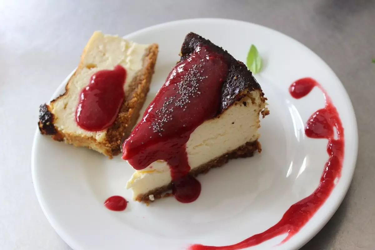 Cheesecake no air fryer: veja uma receita exclusiva para preparar essa sobremesa de forma fácil - Fonte Canva