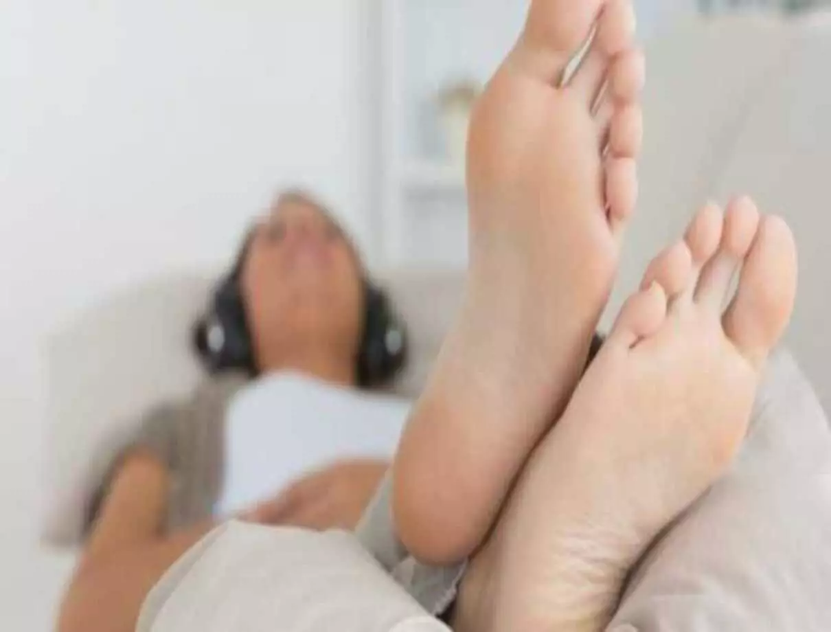 Chulé muito forte? Aprenda uma dica caseira para tirar odor com menos de R$ 2 - Fonte: Canvas