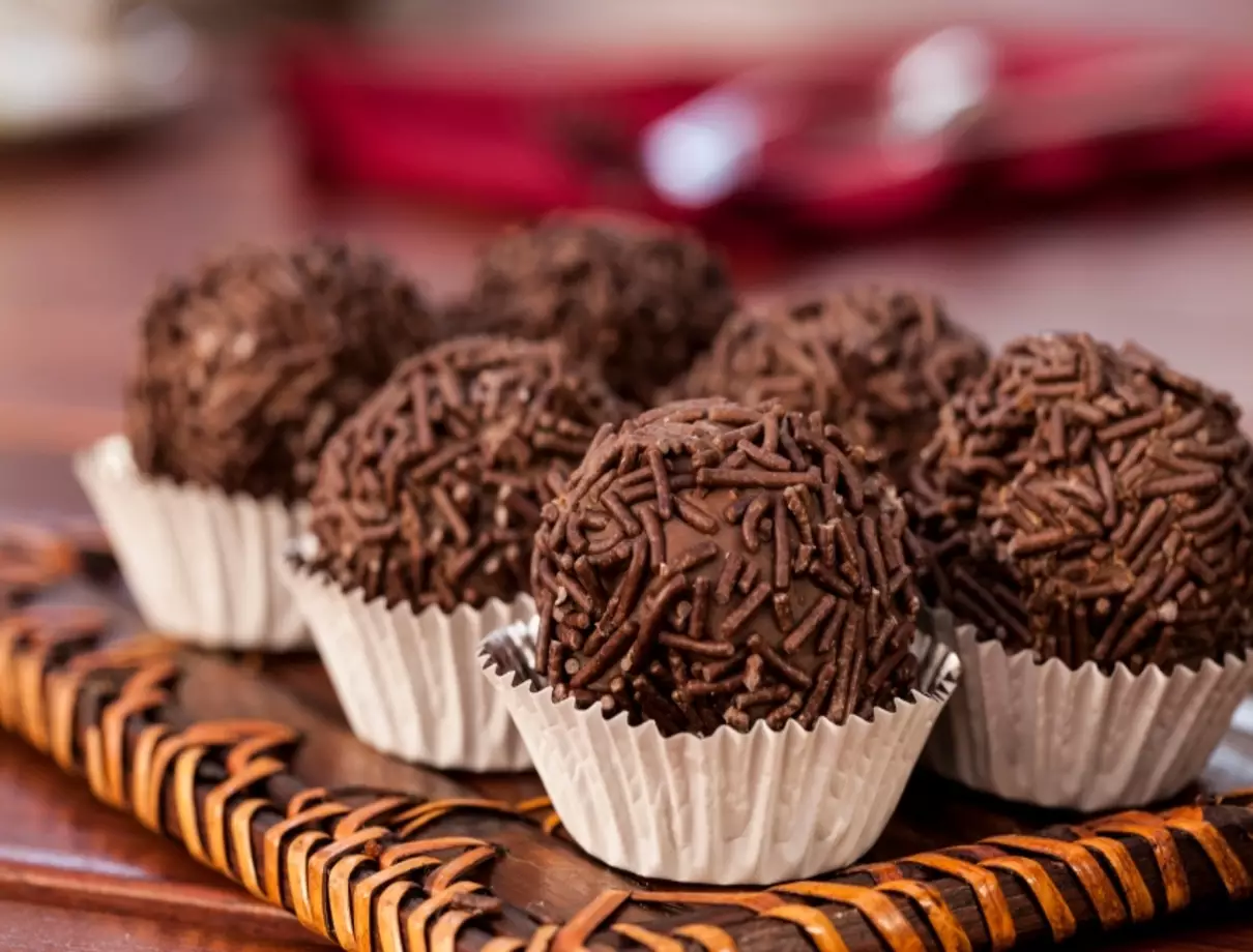Existe brigadeiro sem leite condensado? Entenda a polêmica e conheça como os veganos fazem - Freeepik