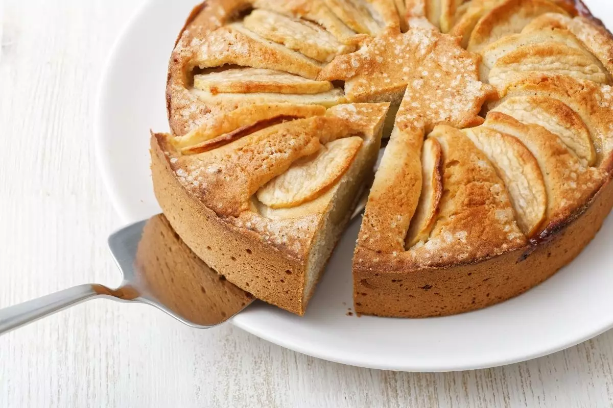 Bolo fit de maçã, zero glúten e zero lactose: receita da nutricionista -Reproducao-Canva