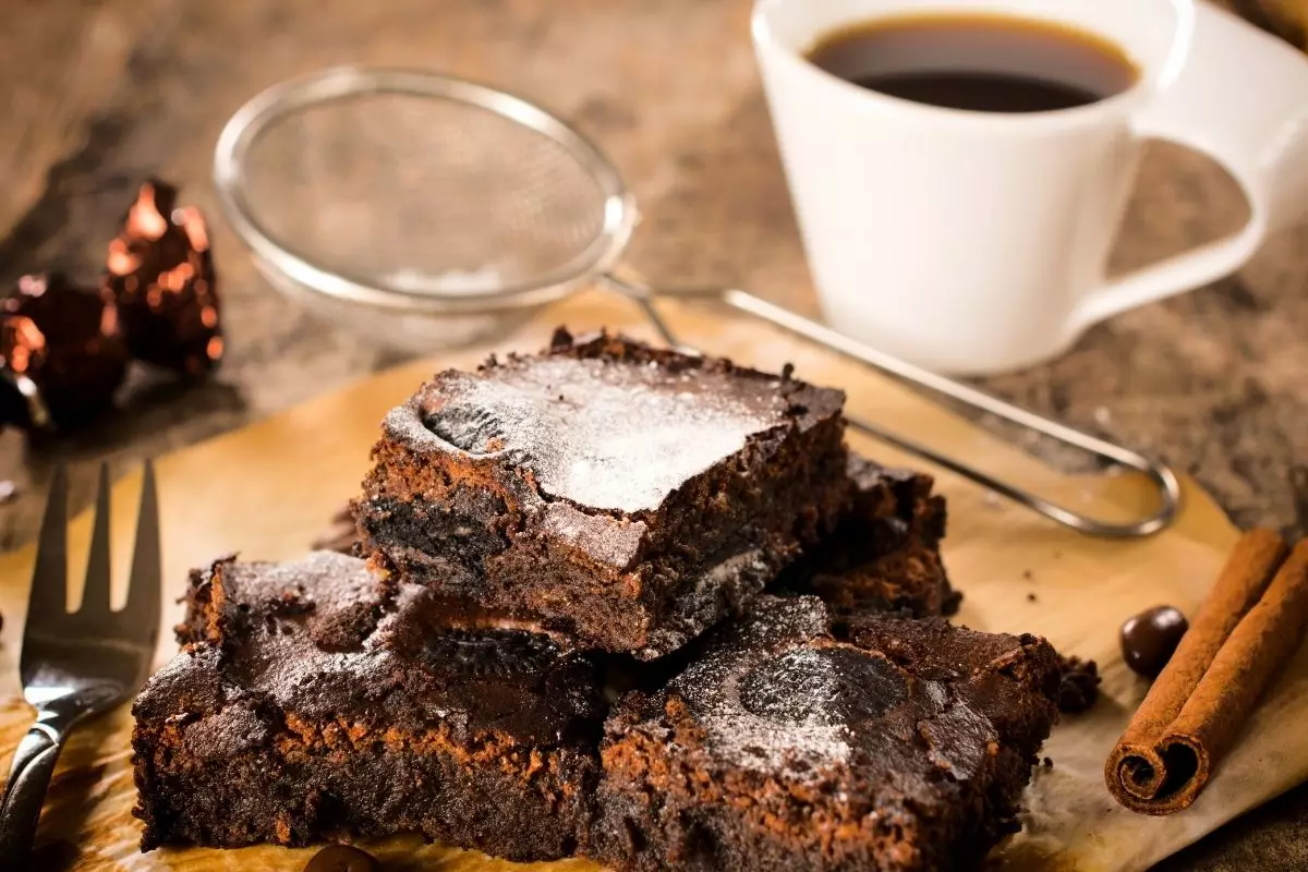 Brownie de chocolate e nutella receita dessa sobremesa deliciosa - Reprodução Canva