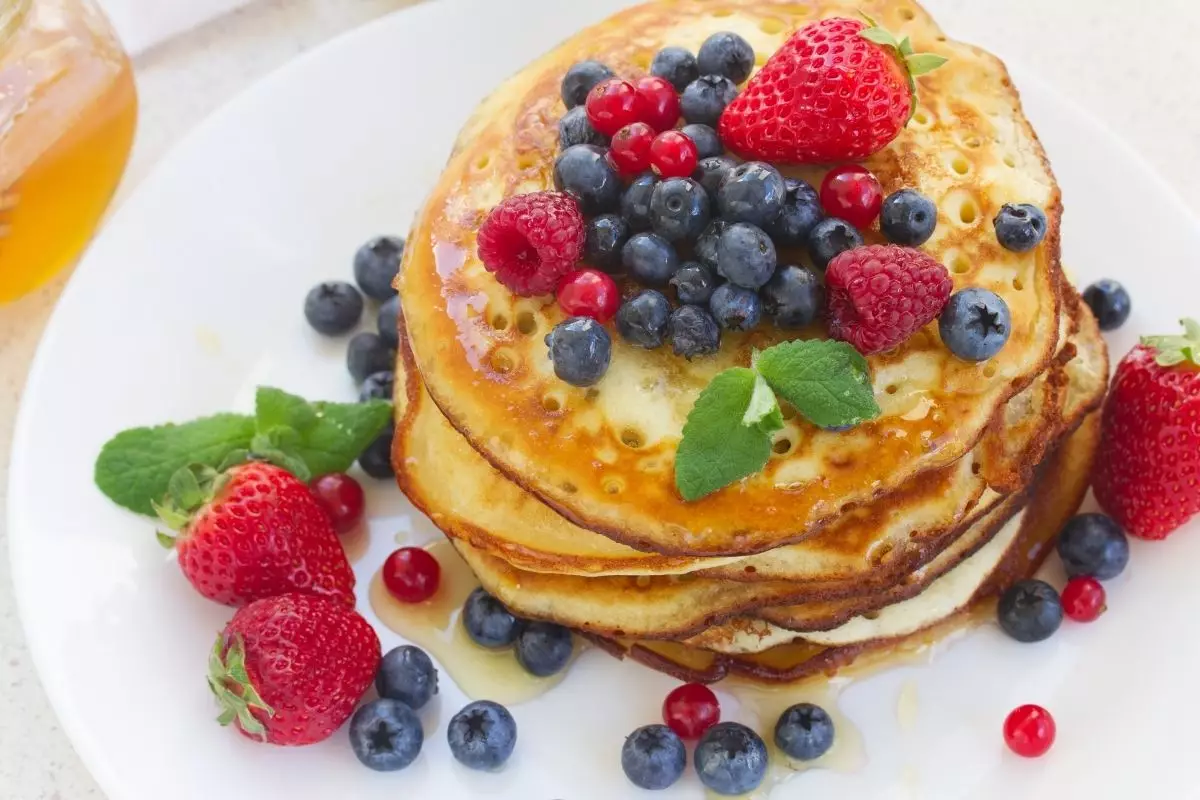 Aprenda como fazer panqueca de um jeito simples e rápido - reprodução: Canva