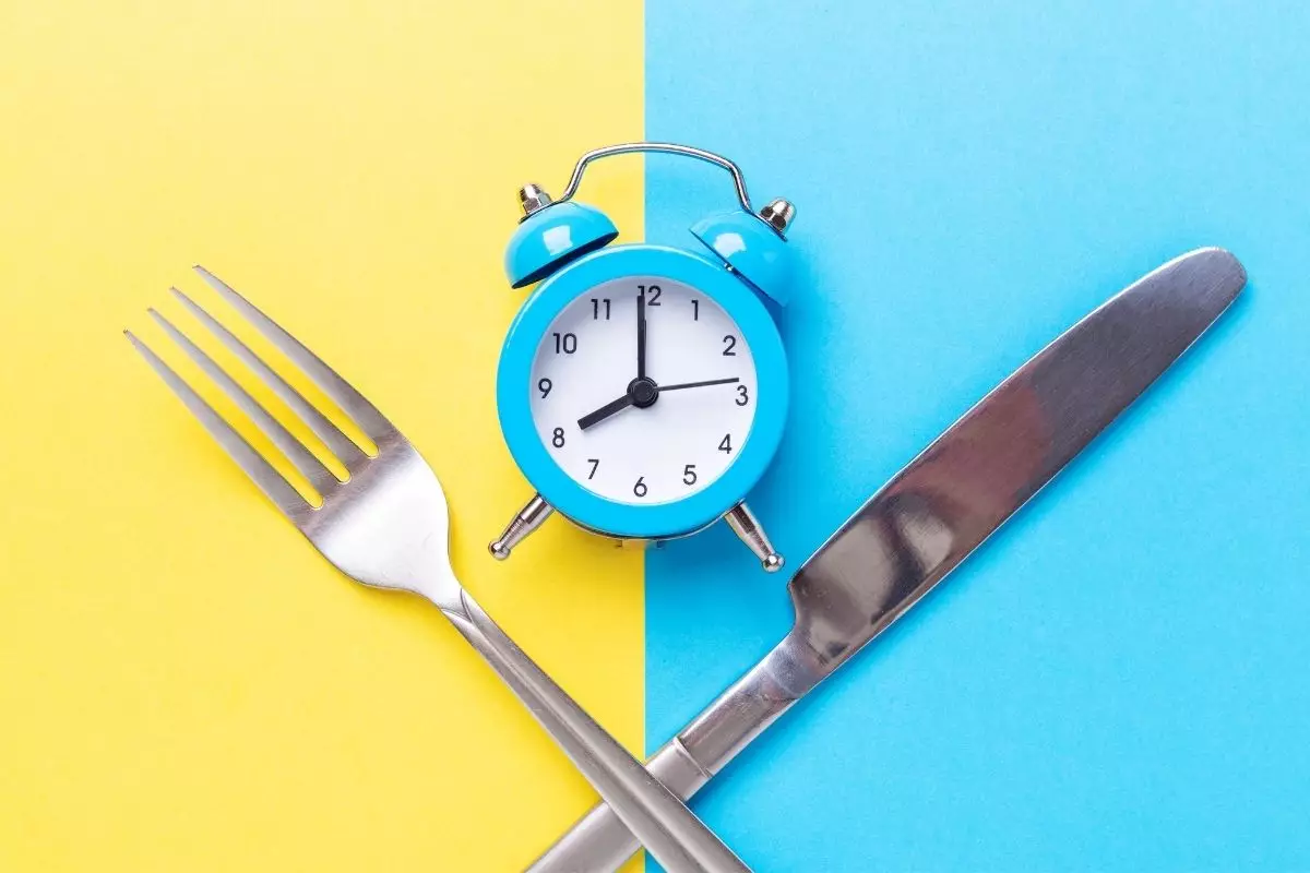 Jejum intermitente funciona Descubra como iniciantes podem fazer - Imagem Canva