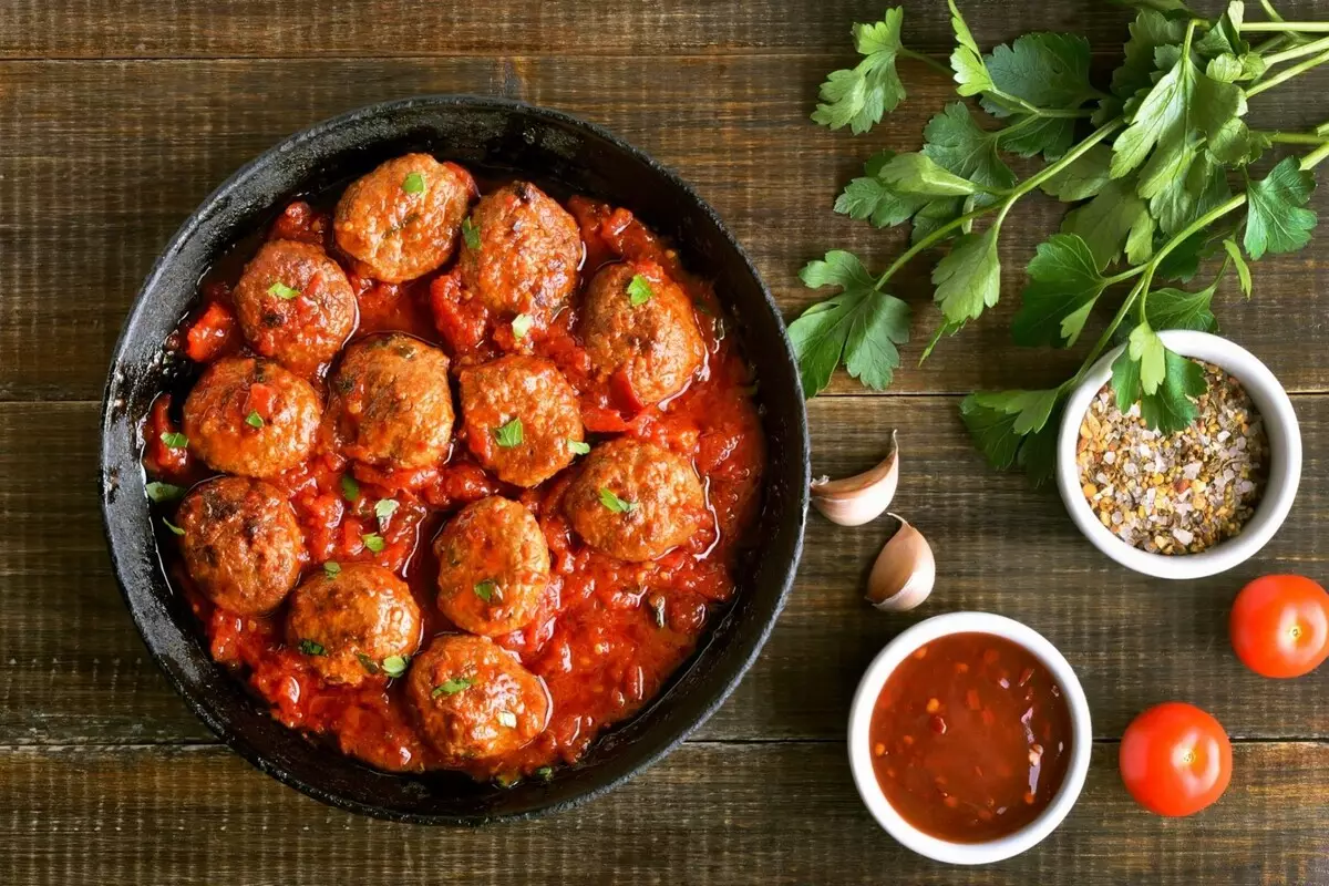 Almôndegas no air fryer: descubra essa receita imperdível, fácil e rápida - Fonte Canva