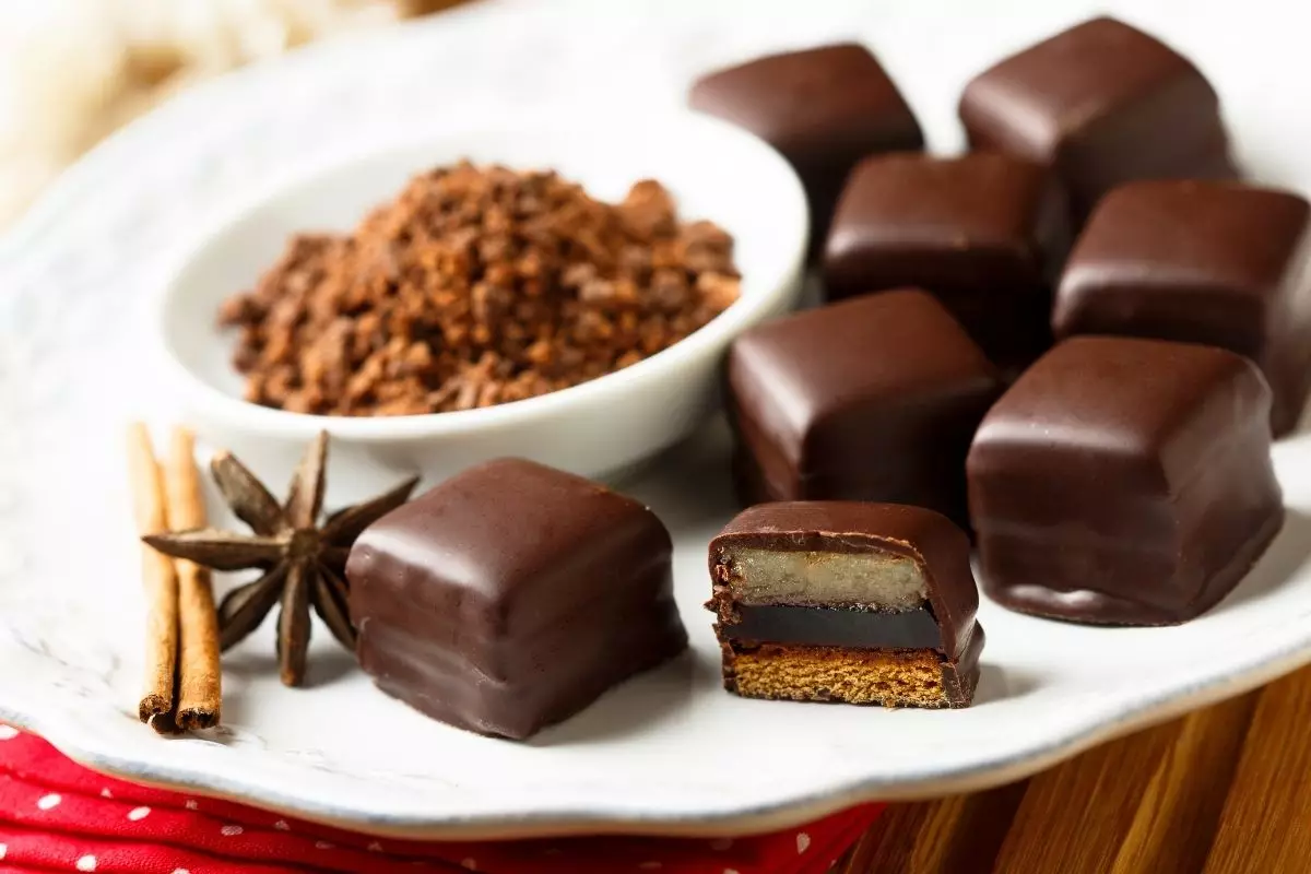 pão de mel caseiro - canva