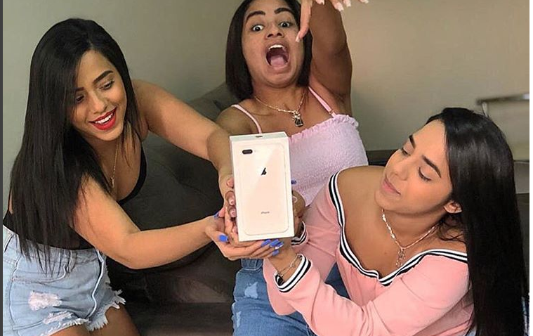 Mc Loma e Gêmeas Lacração / Fonte : Instagram