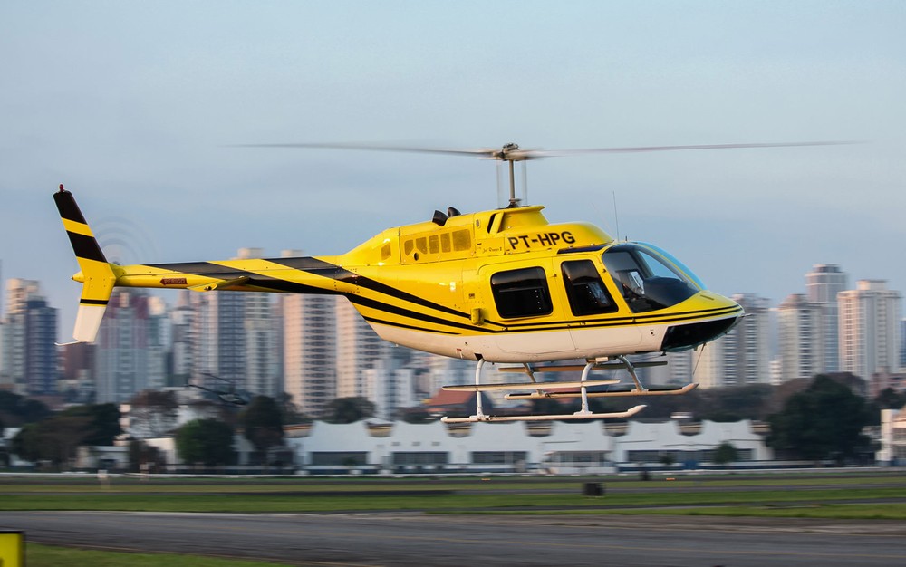 Helicóptero prefixo PT-HPG que se acidentou na Anhanguera — Foto: Matheus Herrera/Arquivo pessoal