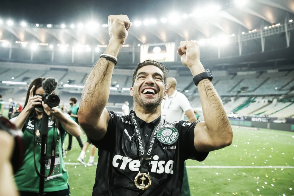 Veja quem foi o único treinador brasileiro campeão da Libertadores nos últimos 7 anos - Foto: Divulgação Conmebol