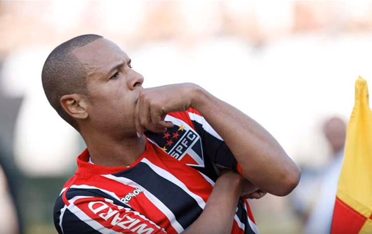 Por onde anda Luís Fabiano? Atacante comemora hoje 20 anos da sua estreia com a camisa do São Paulo