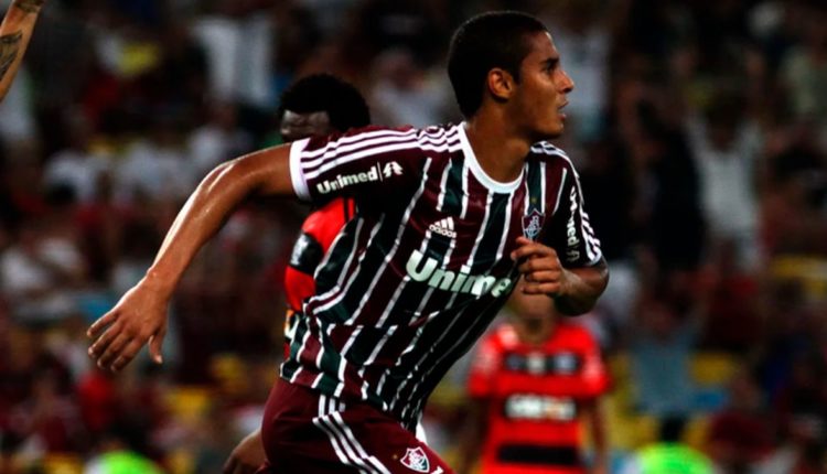 Mercado alternativo: Após Suécia e Japão, atacante ex-Fluminense vai jogar em Gana